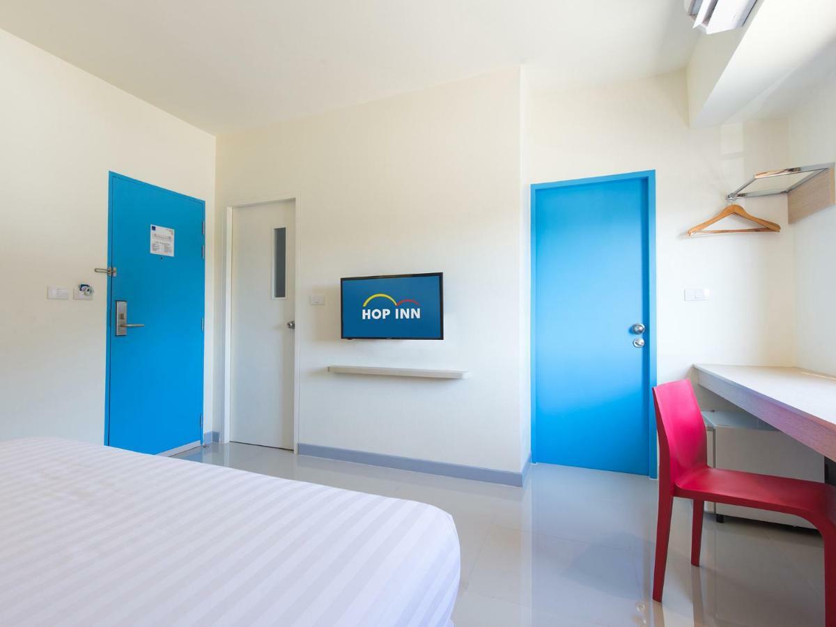 Hop Inn Chiang Rai Clock Tower Bagian luar foto